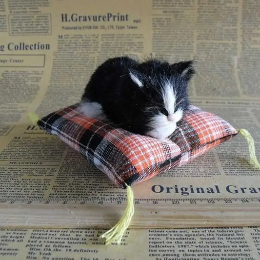 Simulation Cat Toy Ornaments – Animal Plush Flower Cat Cloth Cushion & Desktop Doll