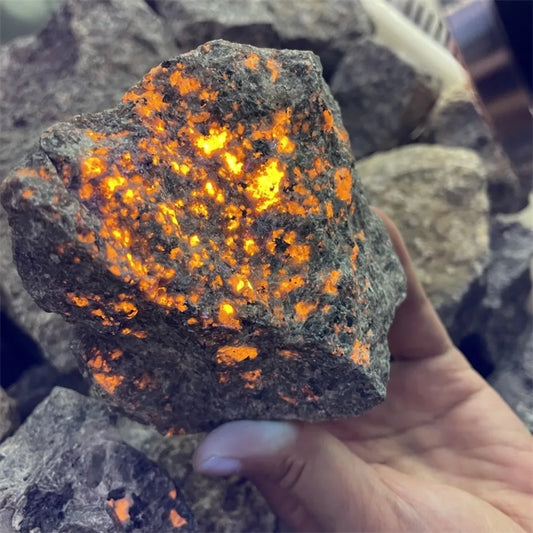 500g Natural American Yooperlites – Fluorescent Flame Stones for Reiki & Home Decor